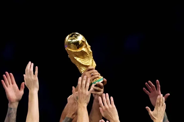 كأس العالم (رويترز)