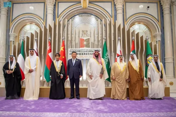 ولي العهد السعودي والرئيس الصيني وقادة دول مجلس التعاون الخليجي في صورة تذكارية عام 2022 (واس)
