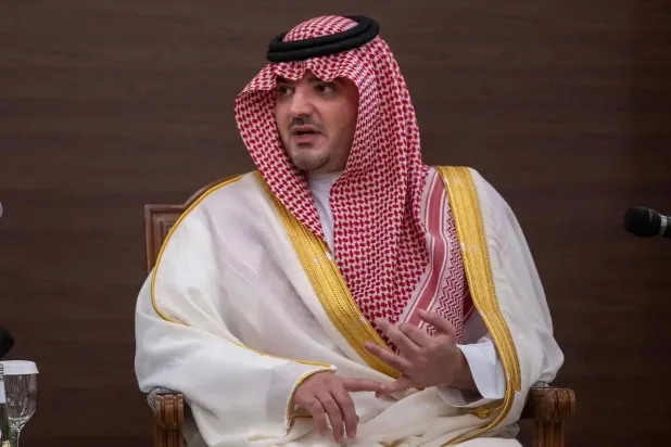 الأمير عبد العزيز بن سعود أشاد بجهود تعزيز الوعي ورفع مستوى الجاهزية المعنوية لدى رجال الأمن (واس)