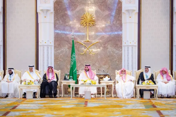 Suudi Arabistan Başbakanı ve Veliaht Prensi Muhammed bin Selman, dün Mina Sarayı’nda Kurban Bayramı tebriklerini kabul etti. (SPA)