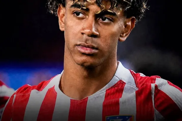 صورة تخيلية نشرها أتلتيكو مدريد لنجم برشلونة لامين يامال مرتدياً زي الأتليتي (نادي أتلتيكو مدريد)