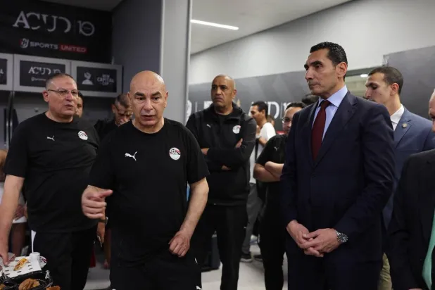 وزير الرياضة المصري استقبل المنتخب المصري قبل السفر (الاتحاد المصري)