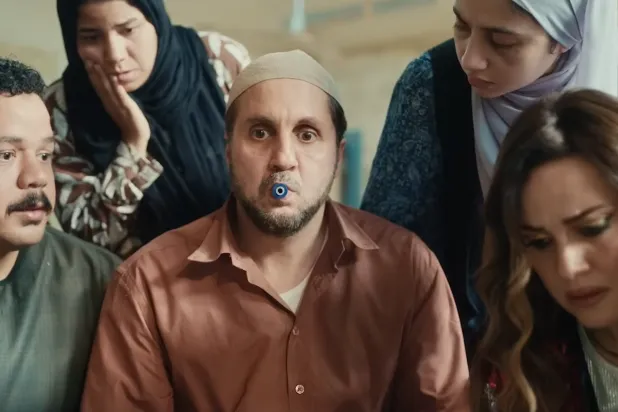 أحداث الفيلم تدور داخل لجنة امتحان (الشركة المنتجة)