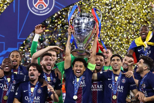 تتويج باريس سان جيرمان بلقب «دوري أبطال أوروبا» (أ.ف.ب)