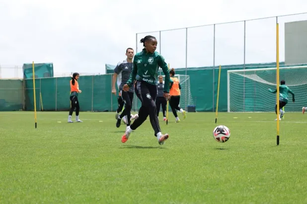 جانب من تدريبات المنتخب السعودي الأول للسيدات في بانكوك (الاتحاد السعودي)