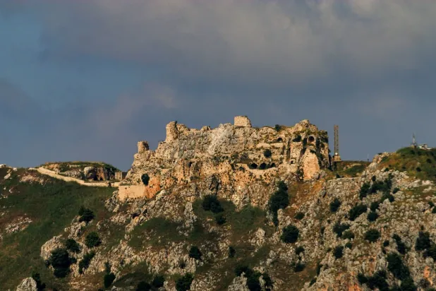 30 May 2026, Lebanon, Arnoun: A general view of the Crusader-era Beaufort (Belfort) Castle, known locally as Qalaat al-Sheqif or Shaqif Arnoun. (dpa) 