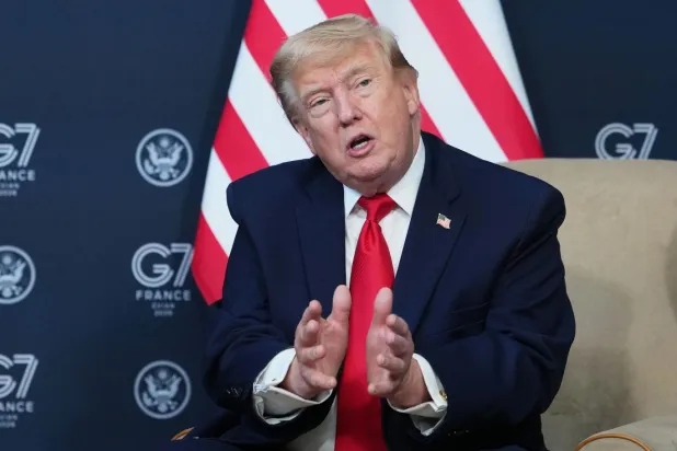 Trump, G7 zirvesinde Hürmüz Boğazı'nın cuma gününe kadar tamamen açılacağını söyledi (AP)