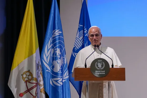 Geçen sene Vatikan'da düzenlenen Konklav'da ABD'li Kardinal Robert Francis Prevost yeni papa olarak seçilip Papa XIV. Leo adını almıştı (AP)