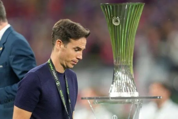 إينيغو بيريز خسر دوري المؤتمر الأوروبي مع فايكانو (أ.ب)