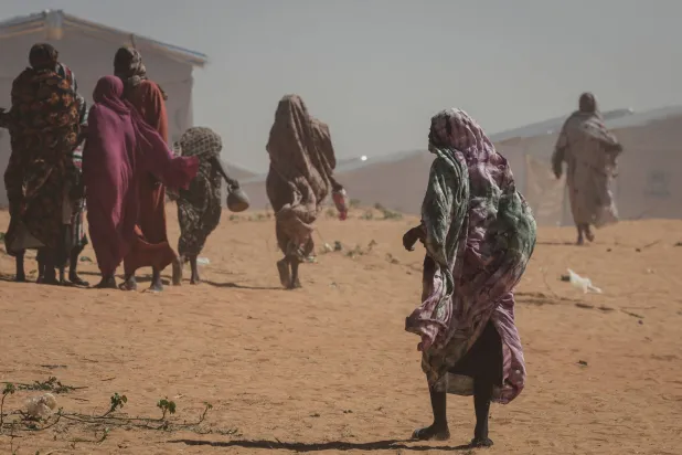 لاجئات سودانيات في مخيم تولوم للاجئين في ولاية وادي فيرا شرق تشاد 30 نوفمبر 2025 (رويترز)