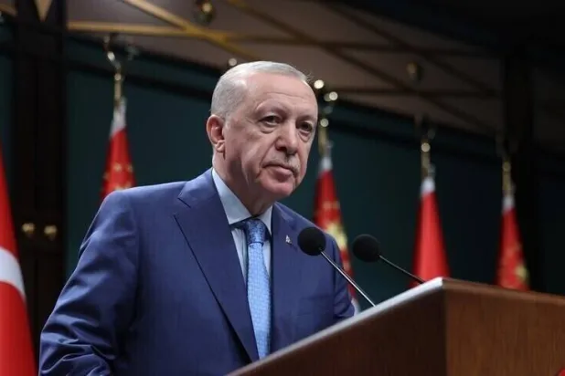 أردوغان يشير إلى أن دولاً كثيرة تستعد لاحتمال الدخول في ركود اقتصادي مع استمرار أزمة مضيق هرمز (إكس)