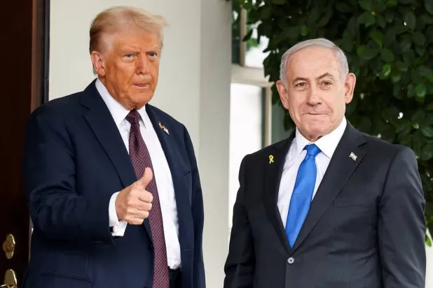US President Donald Trump gives a thumbs up as he welcomes Israeli Prime Minister Benjamin Netanyahu at the White House in Washington, DC, US, September 29, 2025. (Reuters) 