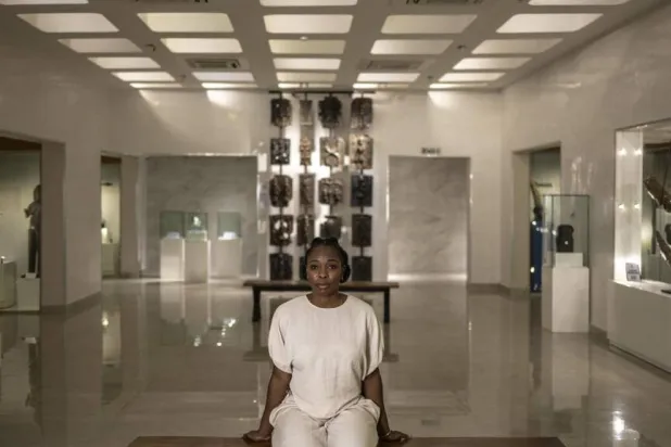 Tinuke Odunfa, the interior designer of the gallery, aimed to modernize the space and present Nigerian history in an an 'immersive' environment. OLYMPIA DE MAISMONT / AFP
