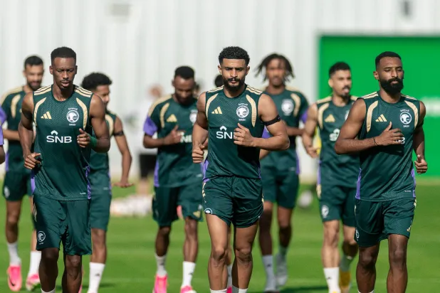 سيمنح دونيس البدلاء فرصة المشاركة في ودية بورتوريكو (المنتخب السعودي) 