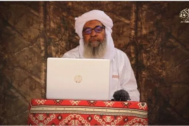 إياد أغ غالي في آخر ظهور له حين توعد بهزيمة مالي وبوركينا فاسو والنيجر وحلفائهم الروس (متداولة)