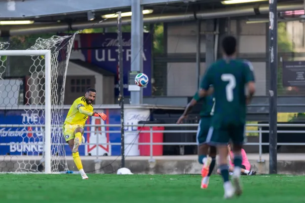 Saudi goalkeeper Mohammed Al Owais delivered a remarkable performance during the match (Saudi National Team)