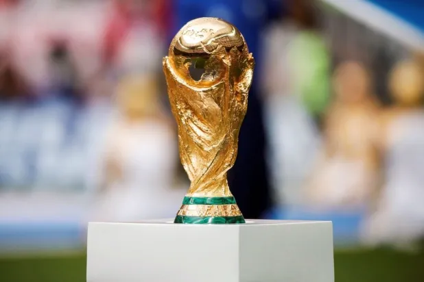 مونديال الـ18 مليار يورو... بورصة النجوم تشتعل في ملاعب أميركا الشمالية (رويترز)