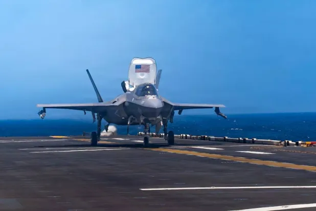 
An F-35B Lighting II, attached to Marine Fighter Attack Squadron (VMFA) 121, prepares to take off from the flight deck of America-class amphibious assault ship USS Tripoli (LHA 7), May 13, 2026. (US Navy photo)
