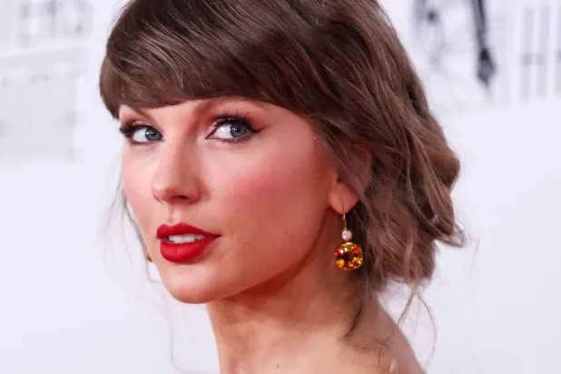  Honoree US singer-songwriter Taylor Swift attends the 55th Annual Songwriters Hall of Fame Induction and Awards Gala in New York on June 11, 2026. (AFP) 