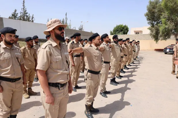 رجال أمن ليبيون خلال تدريب في تاجوراء بالعاصمة طرابلس الأربعاء الماضي (مديرية أمن تاجوراء)