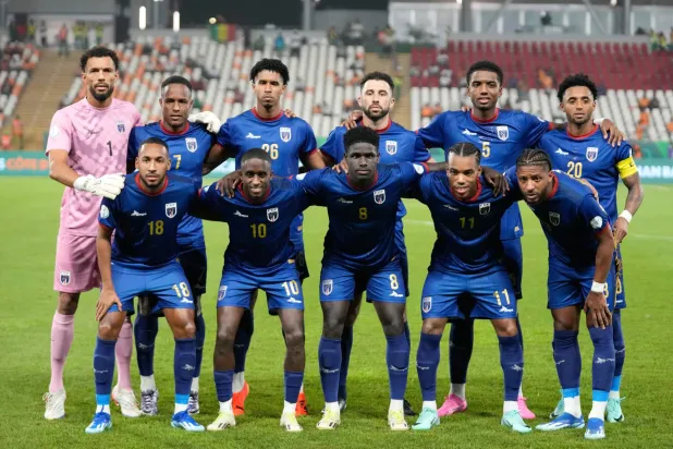 يطمح منتخب الرأس الأخضر إلى تجاوز دور المجموعات والذهاب أبعد ما يمكن (أ.ب)