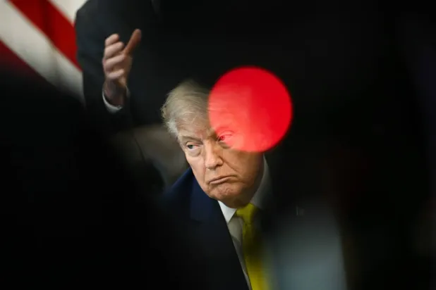 4 Haziran 2026'da Beyaz Saray'daki Oval Ofis'te bulunan ABD Başkanı Donald Trump. (AFP)