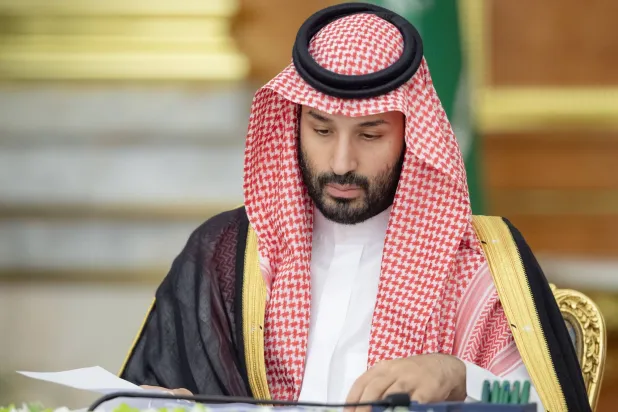 الأمير محمد بن سلمان ولي العهد السعودي لدى ترؤسه جلسة مجلس الوزراء في جدة (واس)