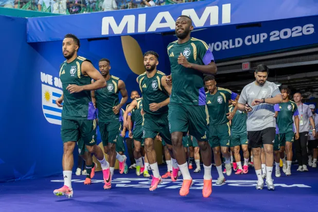 دونيس يرى أنه بحاجة لبعض الوقت لتطبيق أفكاره (المنتخب السعودي) 