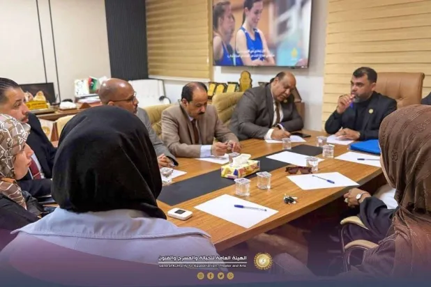 اجتماع الهيئة العامة للخيالة والمسرح والفنون الليبية في بنغازي في مارس الماضي (صفحة الهيئة)