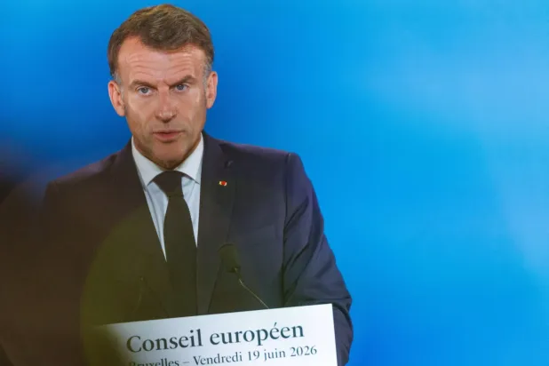 (foto altı) Fransa Cumhurbaşkanı Emmanuel Macron (EPA)