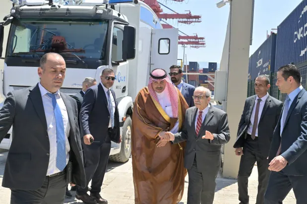 استئناف الصادرات اللبنانية إلى السعودية: انطلاق أولى الحاويات إلى جدة