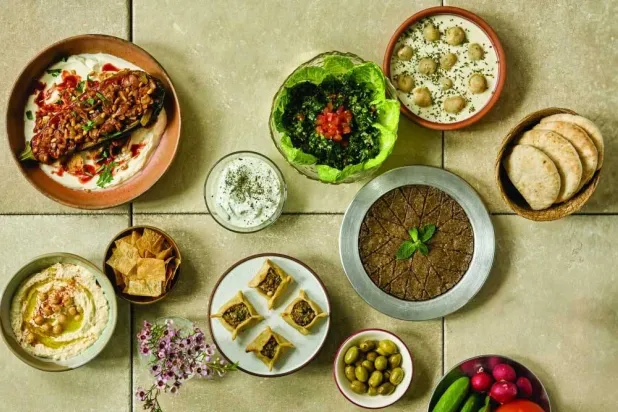 أطباق لذيذة تحمل نكهة أكل المنزل (الشرق الأوسط)