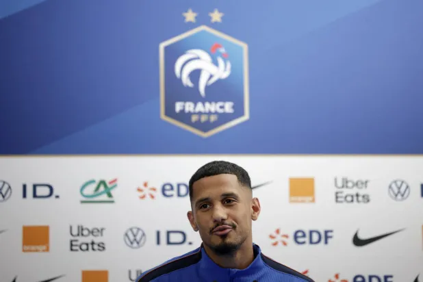 ويليام صاليبا مدافع آرسنال ومنتخب فرنسا (رويترز)