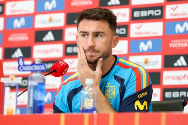 مدافع إسبانيا أيمريك لابورت (أ.ف.ب)