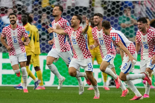 Nikola Vlasic, Gana'ya attığı golü kutluyor (AP)