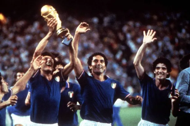 منتخب إيطاليا بطل مونديال 1982 (موقع فيفا)