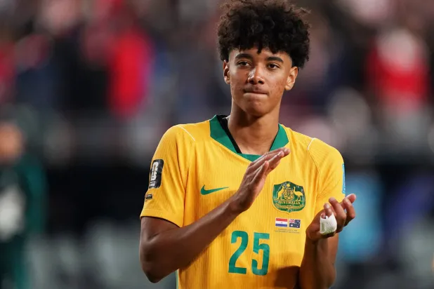 لوكاس هيرينغتون لاعب أستراليا (رويترز)
