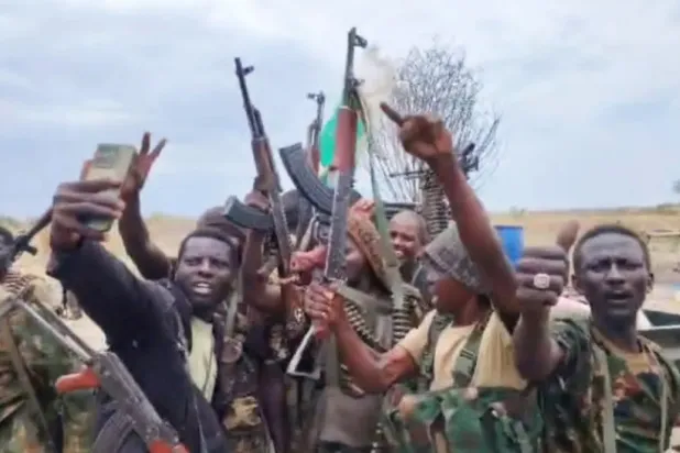 Sudan ordusu mensuplarının daha önce Mavi Nil eyaletindeki el-Kili bölgesine girişleri sırasında çekilmiş fotoğrafları (Sosyal medya)