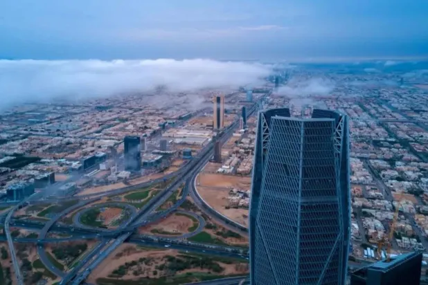 صورة جوية للعاصمة السعودية توضح برج صندوق الاستثمارات العامة (واس)