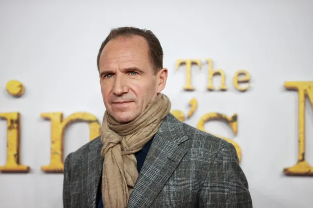 Ralph Fiennes, Schindler'in Listesi'yle gelen şöhretin kendisini tedirgin ettiğini açıkladı