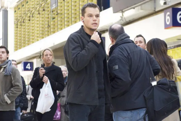 Robert Ludlum'un aynı adlı romanından uyarlanan 2007 yapımı Son Ültimatom (The Bourne Ultimatum) hafızasını kaybetmiş eski CIA ajanı Jason Bourne'un geçmişini ortaya çıkarma serüvenini anlatıyordu (Universal Pictures)