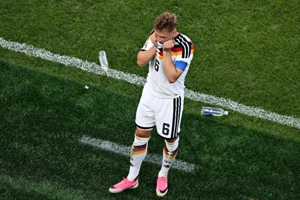 قائد المنتخب الألماني جوشوا كيميتش (أ.ف.ب)