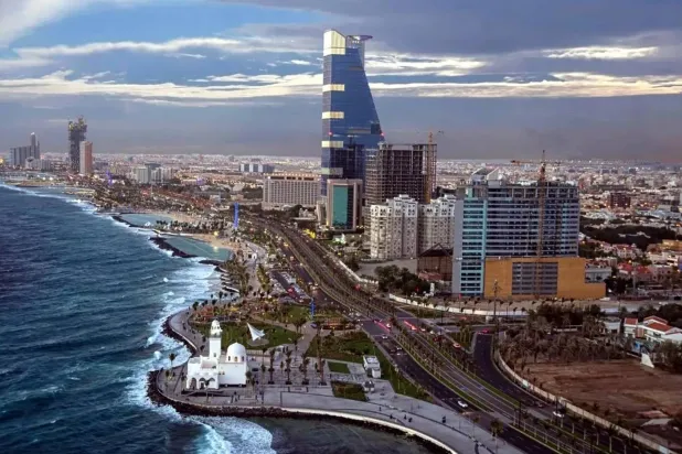 كورنيش جدة غرب السعودية والأحياء المجاورة (واس)