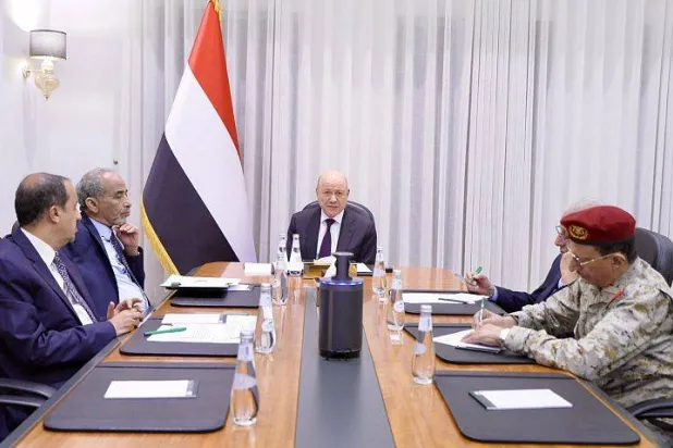 الرئاسي اليمني دعا الأمم المتحدة ومجلس الأمن إلى الانتقال من مرحلة الإدانة إلى اتخاذ إجراءات رادعة توقف الانتهاكات الإيرانية (سبأنت)