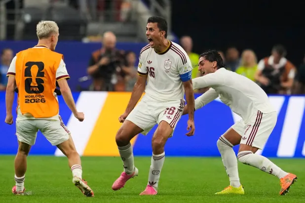 رودري نجم وقائد منتخب إسبانيا (أ.ب)