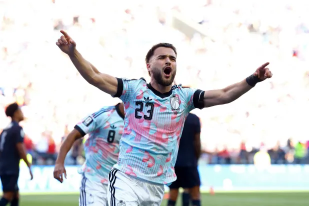 نيكولا راسكين لاعب وسط بلجيكا (رويترز)