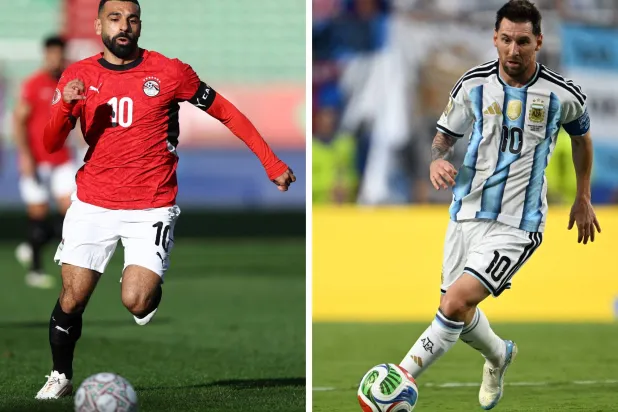 صراع الكبار بين ميسي وصلاح (أ.ف.ب)
