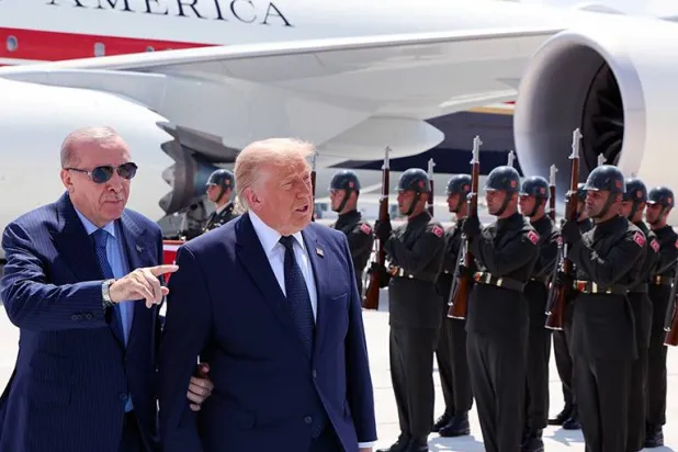 الرئيس التركي رجب طيب إردوغان خلال استقباله الرئيس الأميركي دونالد ترمب (الرئاسة التركية)