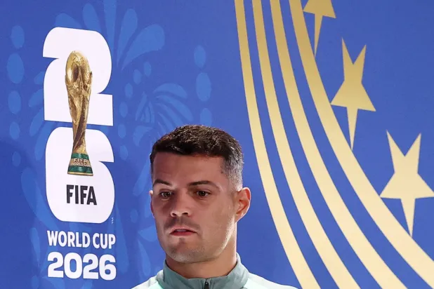 غرانيت تشاكا قائد منتخب سويسرا (رويترز)