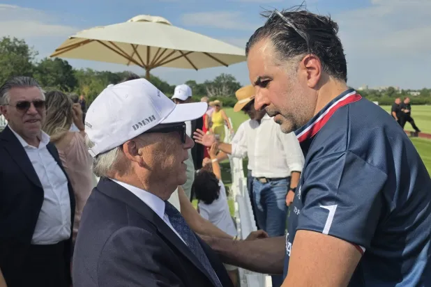 جيري إنزيريلو يهنئ عمرو زيدان باللقب (الشرق الأوسط)